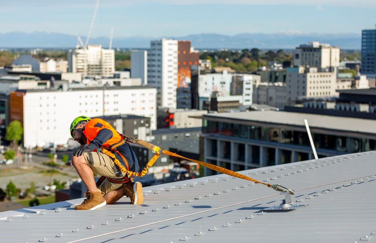 How to Choose the Right Roof Anchor System for Your Building
