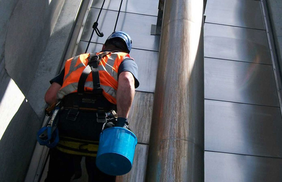 The Hidden Cost of Neglecting Commercial Asset Maintenance