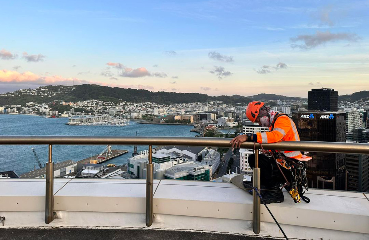 How to Choose a Commercial Maintenance Contractor: Questions to Ask